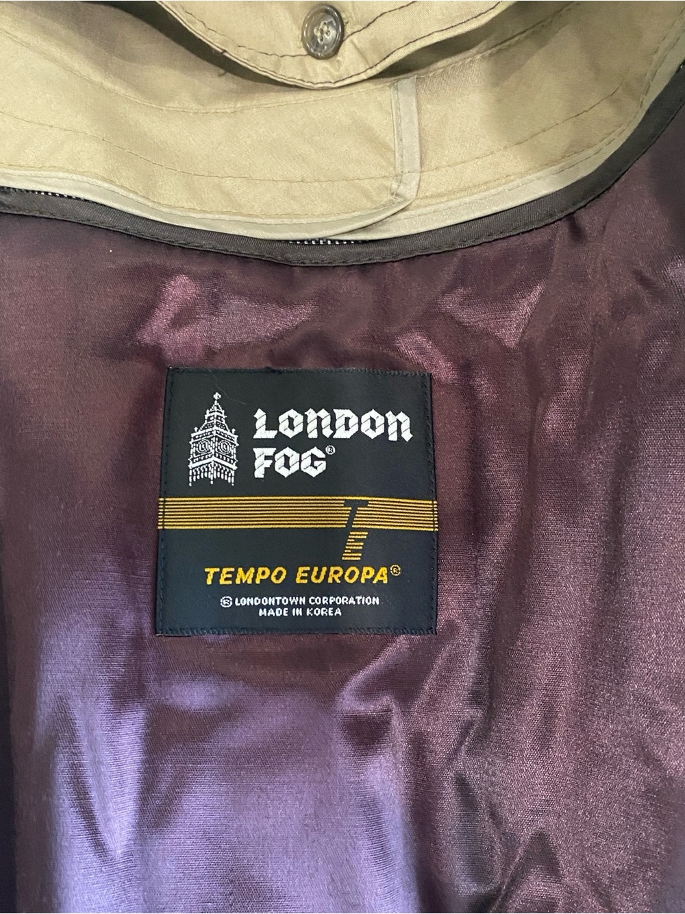 Vintage London Fog, Tempo Europa, zippered Lining button up Trench Coat Size 44L - Picture 11 of 11